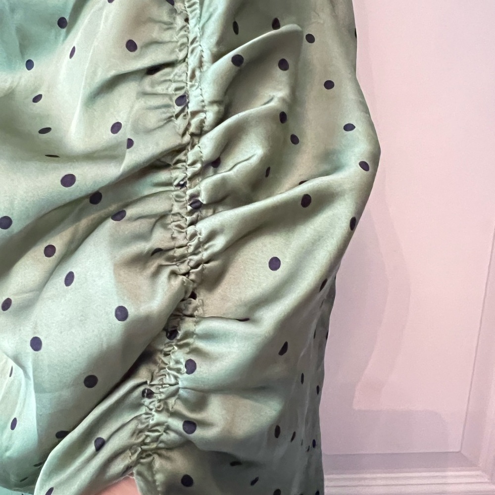 Zara Satin Skirt- Like new - Picture 7 of 13